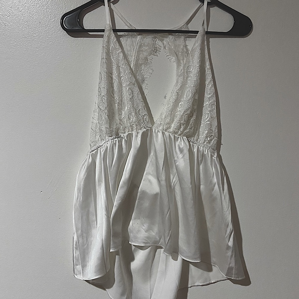 White silk and lace top